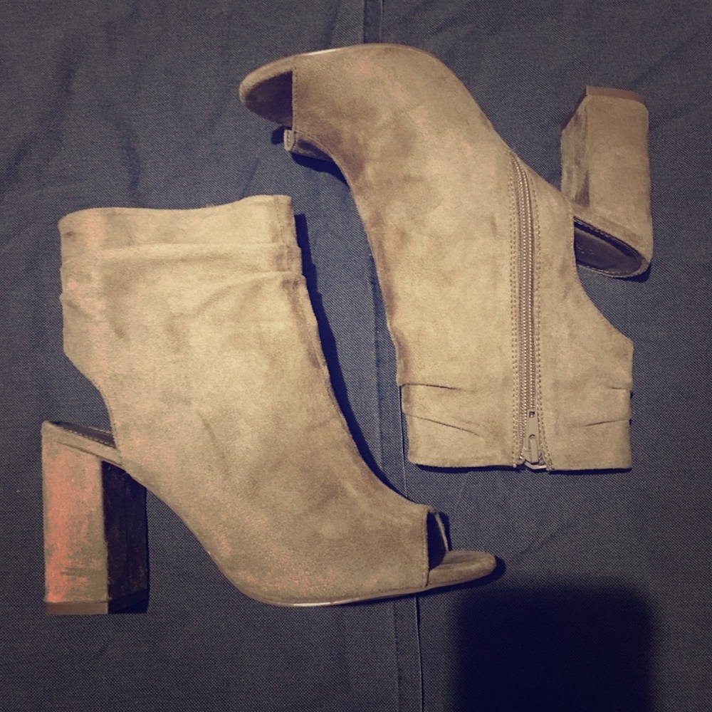 Heel Out Peep Toe Booties: New Never Worn!